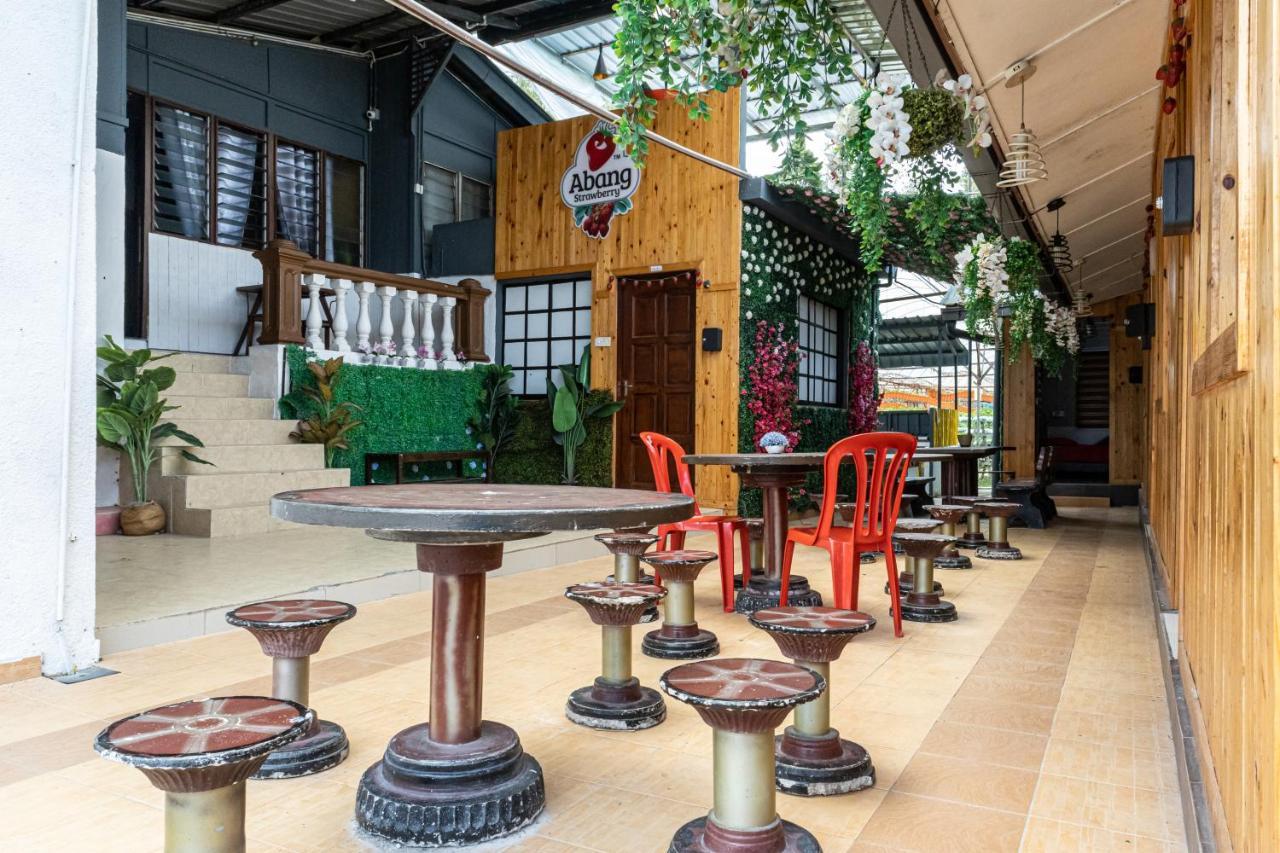 Aiza Homestay Opposite Abang Strawberry Taman Sedia Tanah Rata Εξωτερικό φωτογραφία